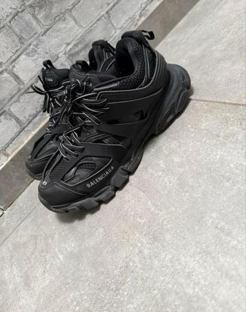 Balenciaga track maat 43, Enlèvement ou Envoi, Balenciaga