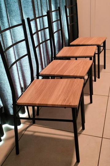 4 eetkamerstoelen  beschikbaar voor biedingen