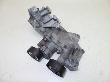 SUPPORT POMPE CLIMATISATION Mitsubishi Outlander (CW), Utilisé, Mitsubishi