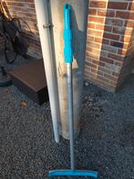 Intex telescopische steel en borstels, Ophalen, Zo goed als nieuw