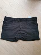 Short maat 38-40 2 stuks 1 lot 5€, Ophalen of Verzenden, Zo goed als nieuw, Maat 38/40 (M)
