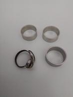 4 Bagues métal argenté, Handtassen en Accessoires, Ringen, Overige materialen, Gebruikt, Zilver, Ophalen