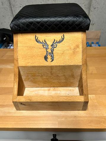 Defender cubby box  beschikbaar voor biedingen