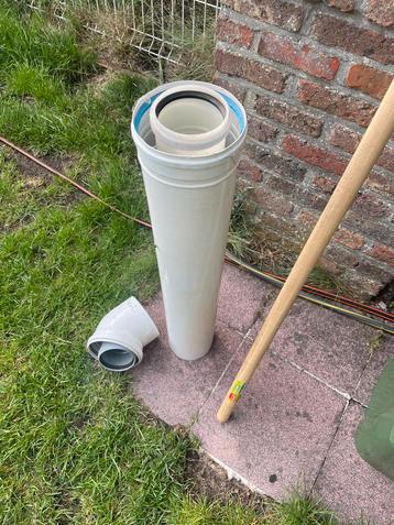 Bocht 45g en Concentrische buis 80/125 voor condensatieketel beschikbaar voor biedingen