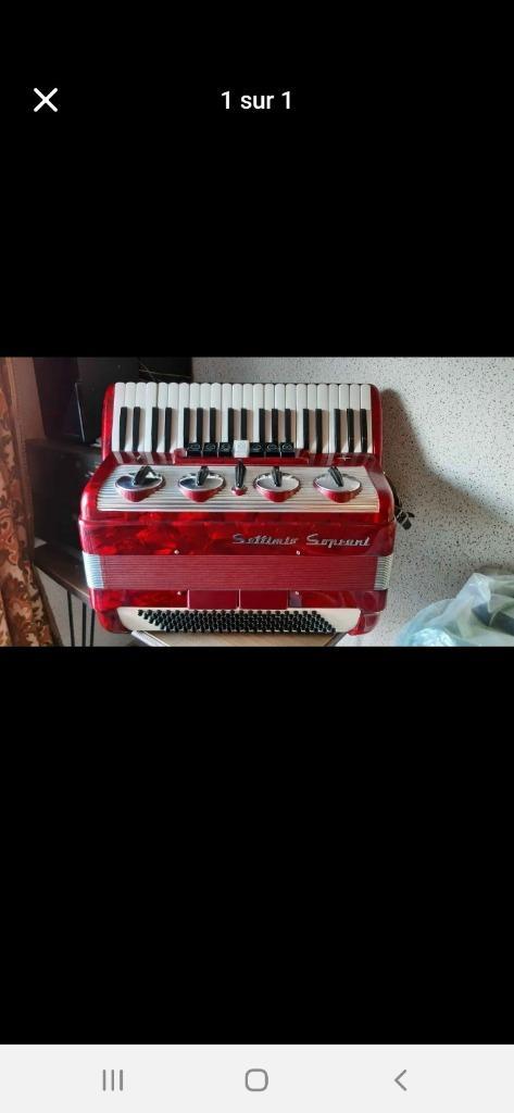 Accordéon Settimio Soprani, Muziek en Instrumenten, Accordeons, Zo goed als nieuw, Toetsaccordeon, Met riemen, Ophalen
