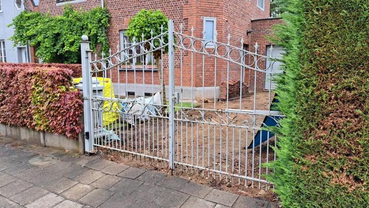 Prachtige electrische smeedijzeren poort 285 x 185 (bxh), Tuin en Terras, Tuinpoorten, Gebruikt, Draaipoort, IJzer, 150 tot 200 cm