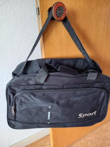 Nieuwe Sporttas/Reistas beschikbaar voor biedingen