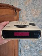 Grundig vintage wekker radio, Elektronische apparatuur, Wekkers, Ophalen