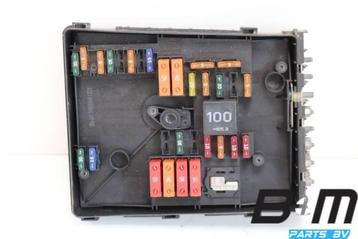 Zekeringkast in motorruimte VW Touran 1T 1K0937125A beschikbaar voor biedingen