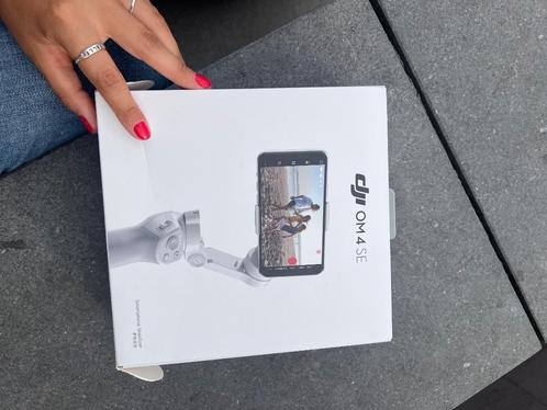DJI OM 4 SE – Stabilisateur pour smartphone, Audio, Tv en Foto, Fotografie | Statieven en Balhoofden, Zo goed als nieuw, Overige typen