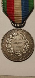 médaille union fraternelle des anciens  militaires terre et, Collections, Enlèvement ou Envoi