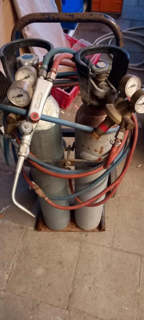 Autogeen lasapparaat zuurstof/acetyleen, halfhoge flessen, Doe-het-zelf en Bouw, Gereedschap | Lasapparaten, Gebruikt, Ophalen