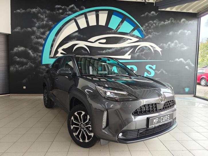 TOYOTA YARIS CROSS FULL OPTION 2025, Auto's, Toyota, Bedrijf, Te koop, Yaris Cross, ABS, Achteruitrijcamera, Adaptieve lichten