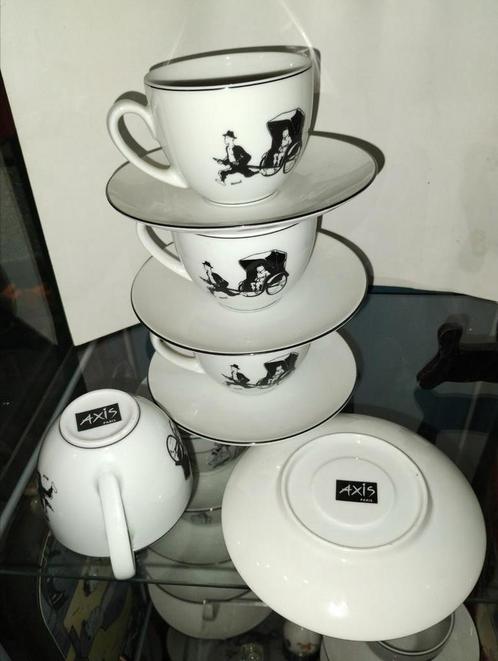 kuifje axis paris 1994 : 4 koffiekoppen met schotel., Verzamelen, Stripfiguren, Zo goed als nieuw, Gebruiksvoorwerp, Kuifje, Ophalen of Verzenden