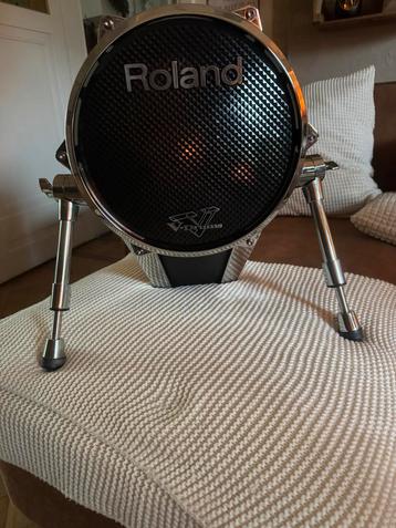 Roland KD-140-BC V-Kick Trigger Pad 14 inch zwart chrome beschikbaar voor biedingen