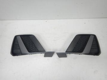 Audi A1 82A S-Line Voorbumper Inleg set 82A807682D 82A807681 beschikbaar voor biedingen