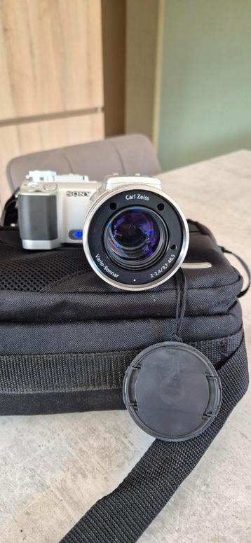 SONY MPEG MOVIE HQX digitale still camera DSC-F717