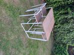 Hoge tuintafel met 4 barkrukken, Ophalen