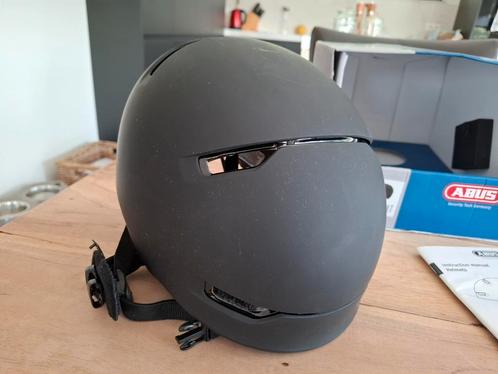 Fietshelm Abus Scraper 3,0.7, Fietsen en Brommers, Fietsaccessoires | Fietshelmen, Nieuw, L, Ophalen of Verzenden