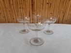 4 prachtige vintage champagneglazen uit 1960 gebeiteld glas, Ophalen of Verzenden