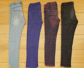 4 jeansbroeken, maat 116 - 122 beschikbaar voor biedingen