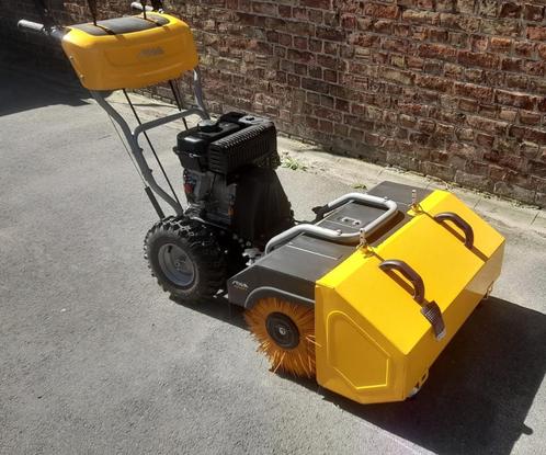 Stiga SWS 800G borstelmachine, Zakelijke goederen, Machines en Bouw | Onderhoud en Reiniging, Ophalen