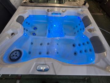 3 pers FAMILIE SPA 🏝MEEST ENERGIE ZUINIGE SPA 🏝 beschikbaar voor biedingen