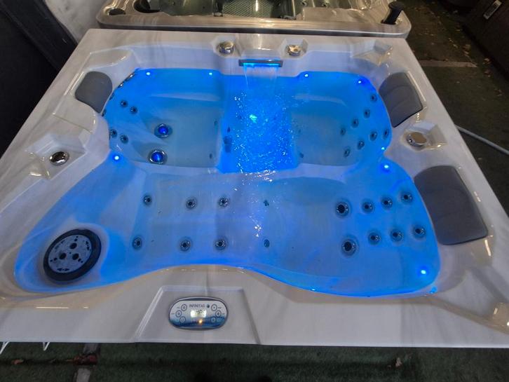 3 pers FAMILIE SPA 🏝MEEST ENERGIE ZUINIGE SPA 🏝, Jardin & Terrasse, Bains à remous et Spas, Utilisé, Filtre, Enlèvement ou Envoi