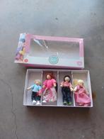 Houten gezinnetje, Kinderen en Baby's, Ophalen, Zo goed als nieuw