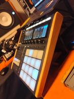 Maschine + met zelfstandige accessoires, Muziek en Instrumenten, Ophalen, Zo goed als nieuw