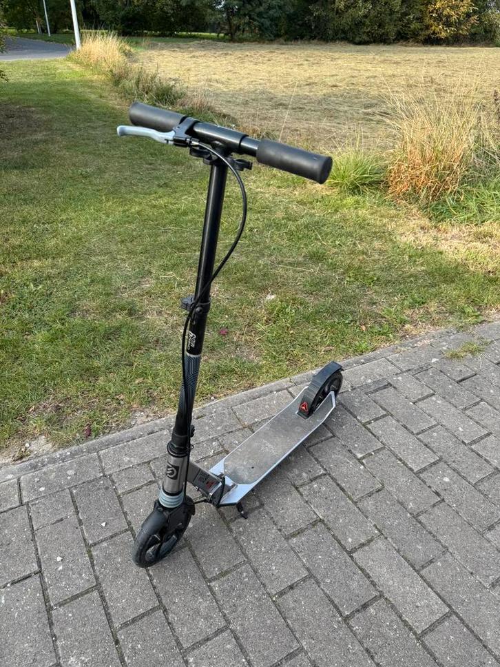 Step OXELO MID9 Grijs (1m25 tot 1m75), Fietsen en Brommers, Steps, Zo goed als nieuw, Gewone step, Ophalen