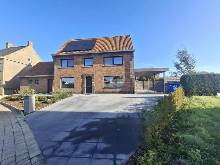 woning met 5 slaapkamers te Ichtegem, Immo, Huizen en Appartementen te koop, Provincie West-Vlaanderen, 200 tot 500 m², Vrijstaande woning
