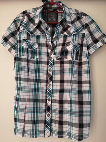 Shirt met ruiten beschikbaar voor biedingen