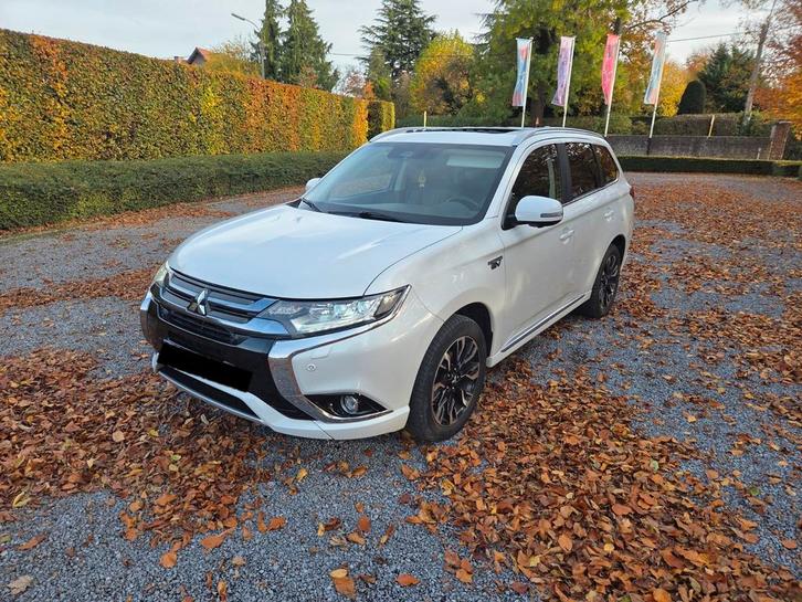 Mitsubishi Outlander PHEV 2.0 Plug-in Hybrid 4x4 Automaat, Auto's, Mitsubishi, Bedrijf, Te koop, Outlander, 4x4, Achteruitrijcamera