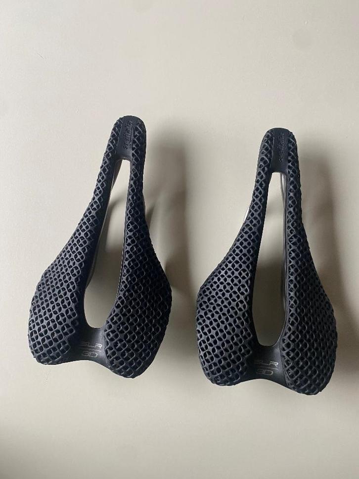 Zadels Selle Italia SLR Boost 3D superflow titanium S3 zadel, Vélos & Vélomoteurs, Vélos Pièces, Comme neuf, VTT, Enlèvement