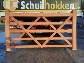 Houten Weidepoorten in hardhout of Grenenhout. 'Op Voorraad' beschikbaar voor biedingen