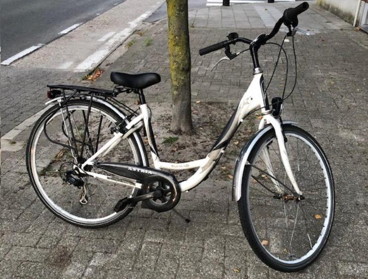 damesfiets ANTEC met 6 versnellingen,nagezien-alles werkt!, Fietsen en Brommers, Fietsen | Dames | Damesfietsen, Gebruikt, Versnellingen