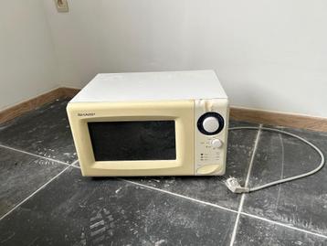 Micro-ondes 10 euros, Electroménager, Enlèvement ou Envoi, Utilisé