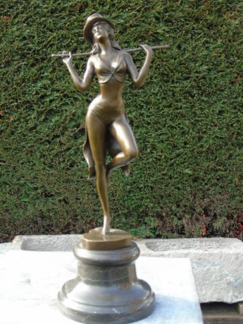 Cabaretvrouw met bronzen wandelstok gesigneerd, Antiek en Kunst, Antiek | Brons en Koper, Brons, Ophalen