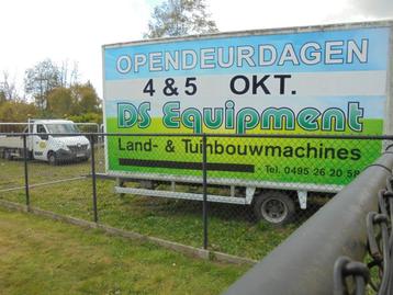 verschillende Minitractoren beschikbaar voor biedingen