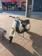 Vespa px125 bouw jaar 1983 met alle papieren helemaal inorde, Fietsen en Brommers, Ophalen, Gebruikt, Overige typen