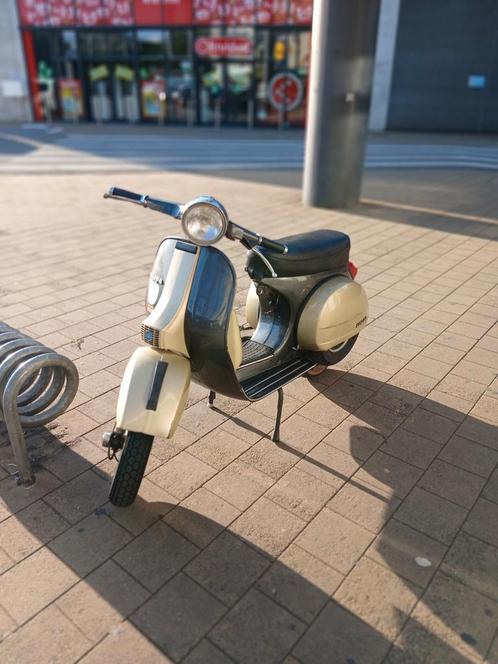 Vespa px125 bouw jaar 1983 met alle papieren helemaal inorde, Fietsen en Brommers, Brommeronderdelen | Oldtimers, Gebruikt, Overige typen