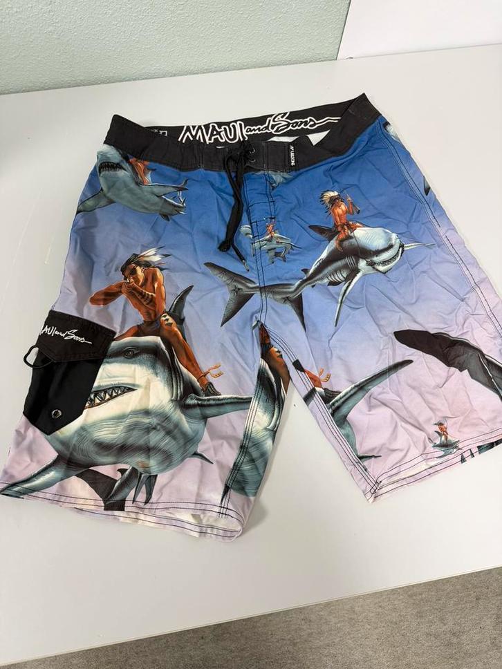 Short de bain vintage à imprimé requin Maui and Sons L XL, Vêtements | Hommes, Vêtements de bain & Maillots de bain, Short de bain