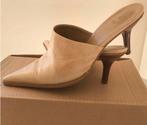 Zara-schoen, Ophalen, Gedragen, Beige