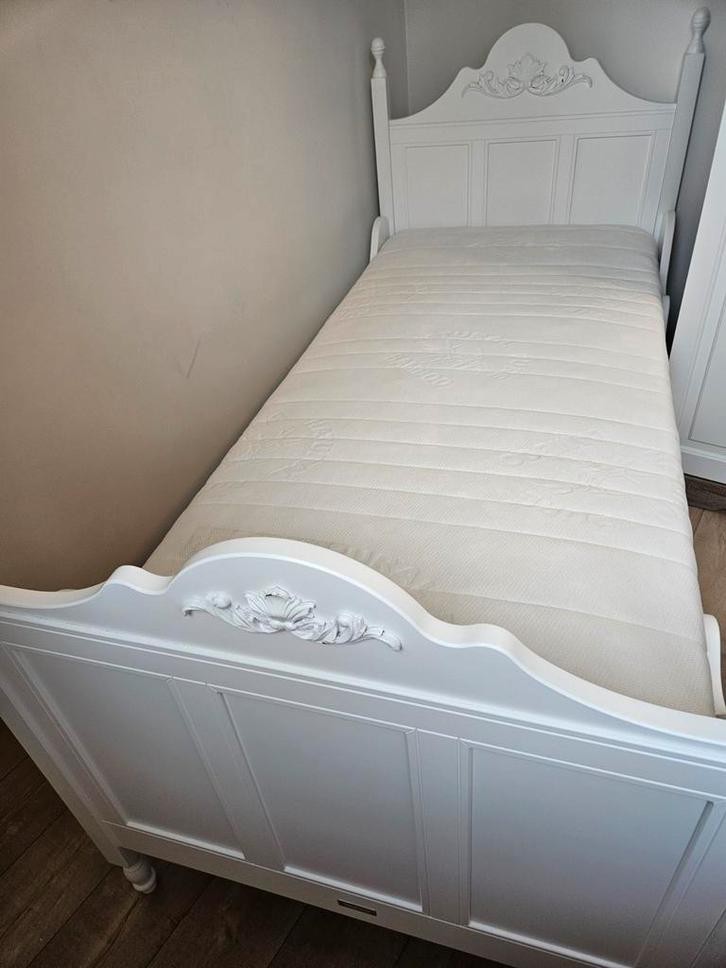 Kinderbed merk bopita, Kinderen en Baby's, Kinderkamer | Bedden, Zo goed als nieuw, Lattenbodem, Matras, Ophalen