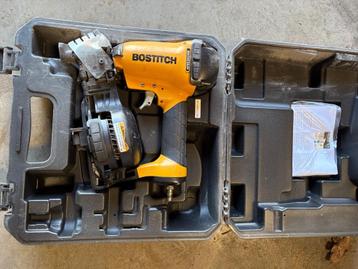 Bostitch nagelpistool roofing, Enlèvement, Utilisé