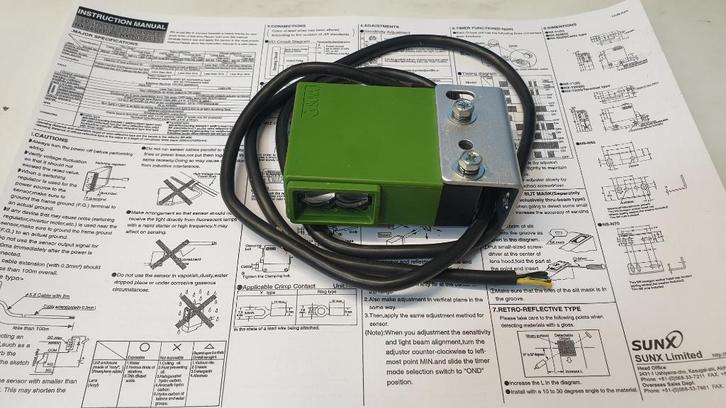 jw0999: fotocel  photo-electric sensor, sunx NX52, Hobby en Vrije tijd, Elektronica-componenten, Ophalen of Verzenden