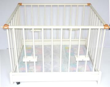 Babypark op wieltjes, opklapbaar en in hoogte verstelbaar beschikbaar voor biedingen