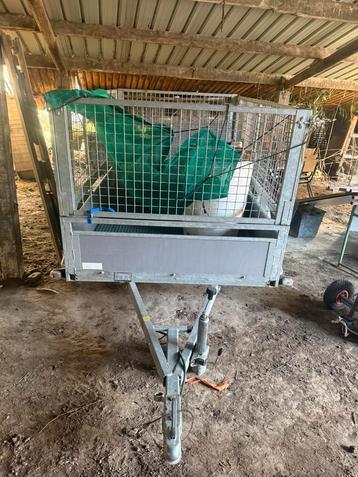 Aanhangwagen enkelas ongeremd 1350 euro btw incl beschikbaar voor biedingen