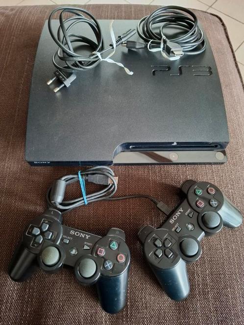 PlayStation 3 contsole + 2 originele controllers + kabels, Games en Spelcomputers, Spelcomputers | Sony PlayStation 3, Zo goed als nieuw